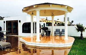Casa Playa Baja