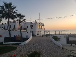 Casa Playa Baja