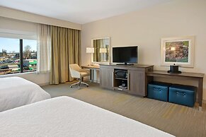 Hampton Inn & Suites-Seattle Woodinville WA