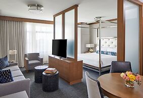 The Hotel Landing