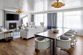 The Hotel Landing