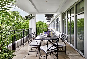 The Hotel Landing