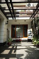 Ahuja Residency Cyber City I