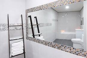 Live in the happiness