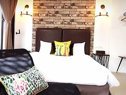 Live in the happiness