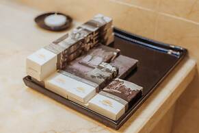 Thang Long Opera Hotel