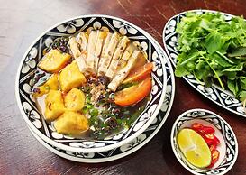 Thang Long Opera Hotel