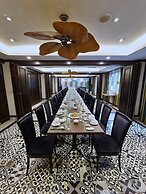 Thang Long Opera Hotel