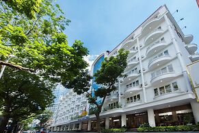 Thang Long Opera Hotel