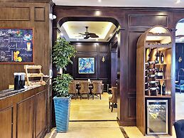 Thang Long Opera Hotel