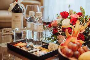 Thang Long Opera Hotel