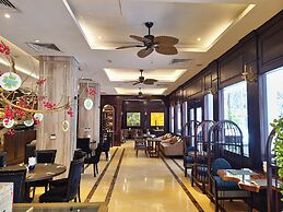 Thang Long Opera Hotel