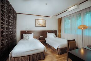 Thang Long Opera Hotel