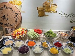 Thang Long Opera Hotel