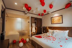 Thang Long Opera Hotel