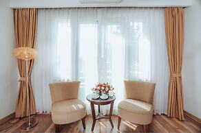 Thang Long Opera Hotel