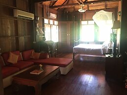 Ruenthairimhaad Resort