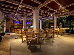 Gili Sands Hotel & Bar