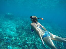 Gili Sands Hotel & Bar