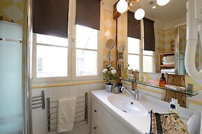 Les Patios du Marais