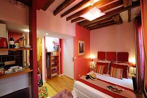 Les Patios du Marais