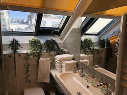 Les Patios du Marais