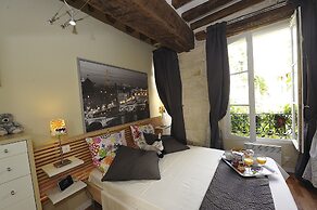 Les Patios du Marais