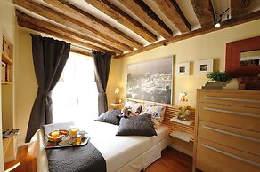 Les Patios du Marais