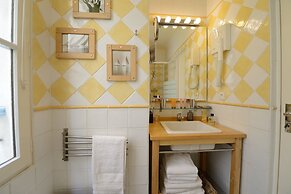 Les Patios du Marais