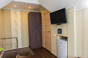 Ecotel Snegirek