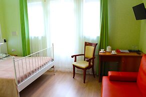 Ecotel Snegirek
