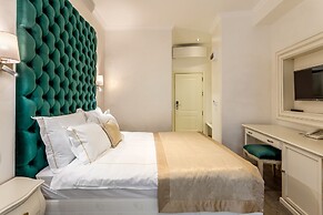 Old Town Boutique Hotel