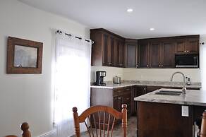 Holman's Heritage Suites