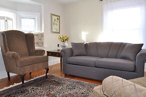 Holman's Heritage Suites