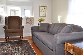 Holman's Heritage Suites