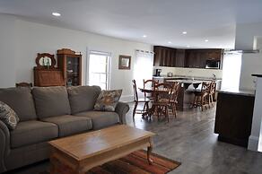 Holman's Heritage Suites