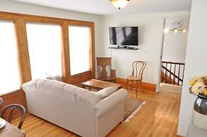 Holman's Heritage Suites