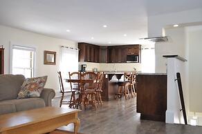 Holman's Heritage Suites