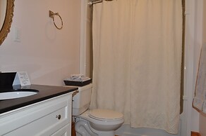 Holman's Heritage Suites