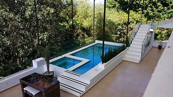 Rancho Macloy Hotel Spa & Social Events