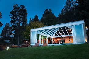 Pailahue Lodge & Cabañas