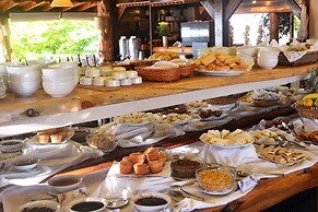 Pailahue Lodge & Cabañas