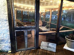 Amish Country Comfort