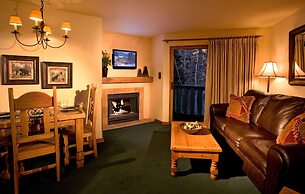 Alpine Village Suites