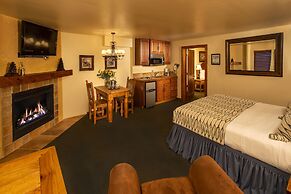 Alpine Village Suites