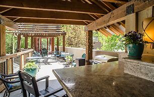 Alpine Village Suites