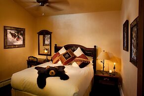 Alpine Village Suites