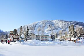 Alpine Village Suites