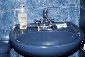 Cabinas Mansión Tropical Quepos