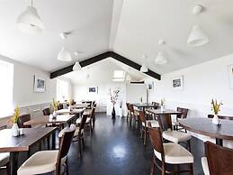 The Beach Day's Bar & B&B